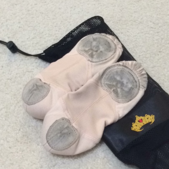 Mariia Dance Shoes in 7.5C - Picture 2 of 3